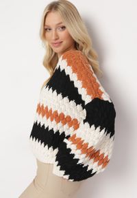 Born2be - Beżowy Sweter Oversize z Ozdobnym Wzorem Dzianiny Mexio. Kolor: beżowy. Materiał: dzianina. Długość: długie #4