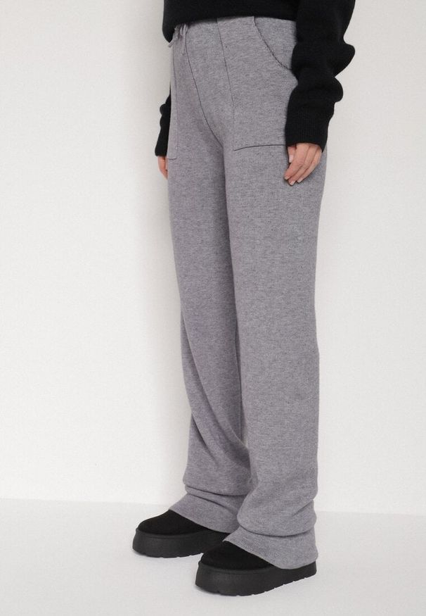 Born2be - Szare Sweterkowe Spodnie z Wełną z Ozdobnymi Kieszeniami Monilana. Okazja: na co dzień. Kolor: szary. Materiał: wełna. Styl: casual
