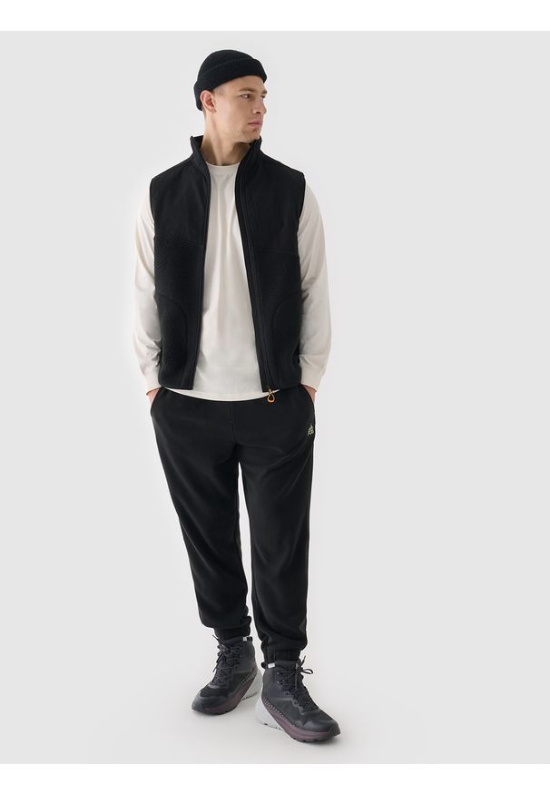 4f - 4F Longsleeve oversize z nadrukiem męski - biały XXL. Okazja: na co dzień. Kolor: biały. Materiał: bawełna, dzianina, jersey. Długość rękawa: długi rękaw. Długość: długie. Wzór: nadruk. Styl: klasyczny, casual, sportowy