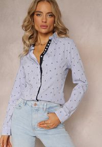 Renee - Niebieska Koszula z Długim Rękawem Zapinana na Guzki w Drobny Print Tardena. Kolor: niebieski. Materiał: bawełna, elastan. Długość rękawa: długi rękaw. Długość: długie. Wzór: nadruk