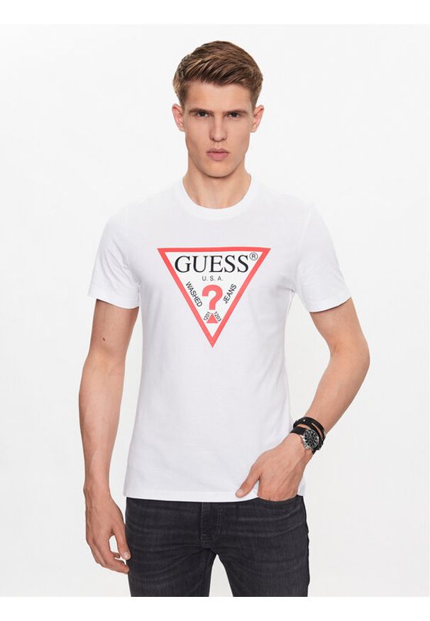 Guess T-Shirt M2YI71 I3Z14 Biały Slim Fit. Kolor: biały. Materiał: bawełna