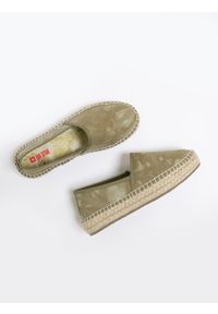 Big-Star - Espadryle damskie khaki LL274853 303. Kolor: zielony. Materiał: jeans. Szerokość cholewki: normalna. Sezon: lato. Obcas: na platformie #3