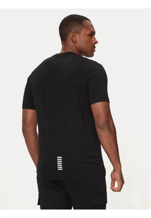 EA7 Emporio Armani T-Shirt 8NPT26 PJVQZ 1200 Czarny Regular Fit. Kolor: czarny. Materiał: bawełna