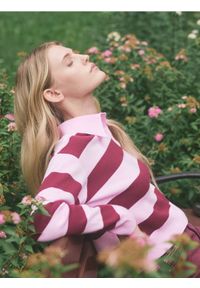 Reserved - Sweter polo z wiskozą - bordowy. Typ kołnierza: polo. Kolor: czerwony. Materiał: wiskoza #1