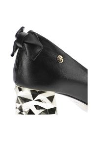 Czarne Czółenka Maciejka Damskie Eleganckie Buty. Zapięcie: bez zapięcia. Kolor: czarny. Materiał: skóra. Szerokość cholewki: normalna. Obcas: na obcasie. Styl: elegancki. Wysokość obcasa: średni #4