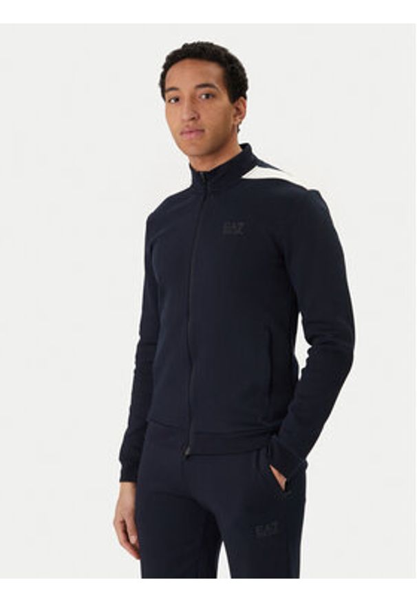 EA7 Emporio Armani Dres 7M001601 AF20845 UB102 Granatowy Regular Fit. Kolor: niebieski. Materiał: syntetyk