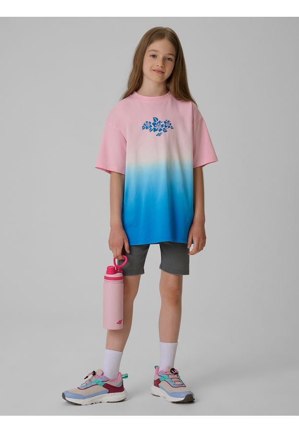 4f - 4F T-shirt loose z nadrukiem dziewczęcy - multikolor 146/152 (10-12 lat). Okazja: na co dzień, na plażę. Kolor: wielokolorowy. Materiał: materiał, bawełna, dresówka. Wzór: nadruk. Sezon: lato. Styl: sportowy, retro, wakacyjny, casual