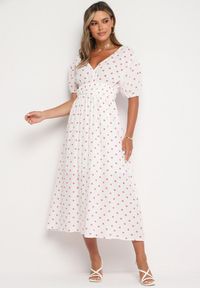 Born2be - Biała Rozkloszowana Sukienka z Odkrytymi Plecami i Gumką w Talii Vendrea. Okazja: na spacer. Typ kołnierza: dekolt w kształcie V. Kolor: biały. Materiał: bawełna. Długość rękawa: krótki rękaw. Sezon: lato. Styl: wizytowy, elegancki #1