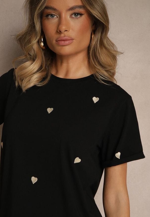 Renee - Czarny Bawełniany T-shirt z Motywem Serc Aramiraa. Okazja: na co dzień. Kolor: czarny. Materiał: bawełna. Styl: casual
