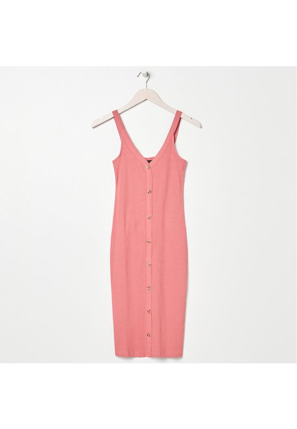 Sinsay - Prążkowana sukienka midi - Różowy. Kolor: różowy. Materiał: prążkowany. Długość: midi