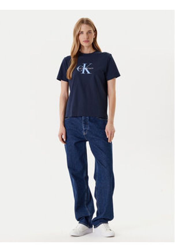 Calvin Klein Jeans T-Shirt Hero Classic LV047B865G Granatowy Regular Fit. Kolor: niebieski. Materiał: bawełna