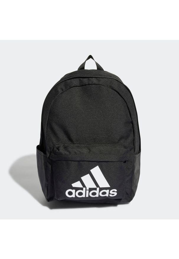 Plecak szkolny Adidas Classic Badge of Sport 3 Stripes. Kolor: biały, wielokolorowy, czarny. Wzór: aplikacja. Styl: sportowy