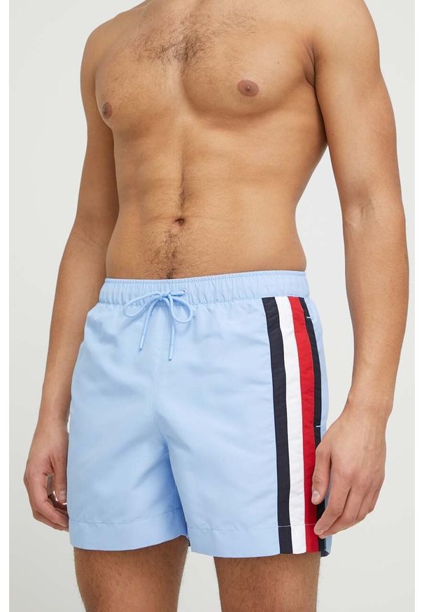 TOMMY HILFIGER - Tommy Hilfiger szorty kąpielowe kolor niebieski. Kolor: niebieski. Materiał: tkanina, poliester