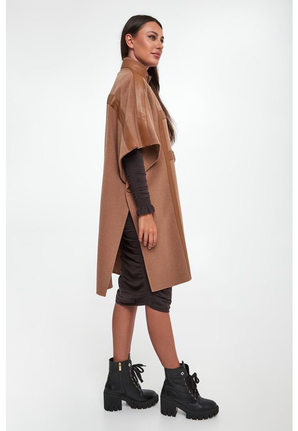 Twinset Milano - Ponczo damskie wełniane TWINSET. Materiał: wełna