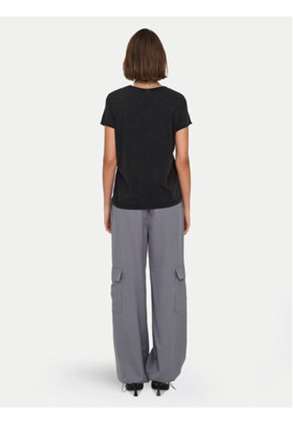 only - ONLY T-Shirt Lucy 15336965 Czarny Regular Fit. Kolor: czarny. Materiał: bawełna