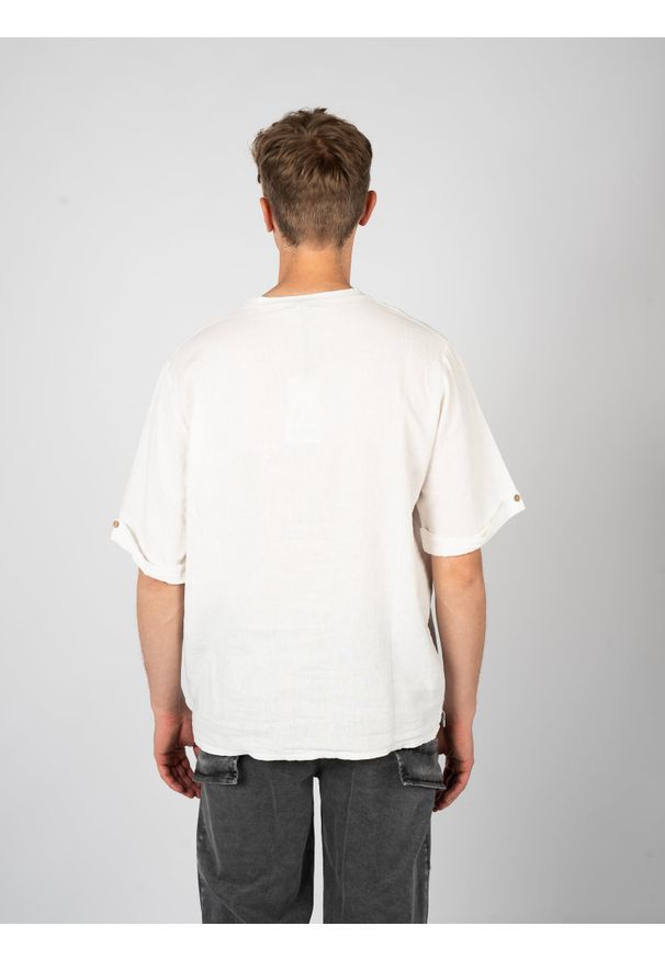 Xagon Man T-shirt | P25082V630TS | Mężczyzna | Biały. Kolor: biały. Materiał: len, wiskoza. Długość: długie. Wzór: aplikacja. Styl: elegancki
