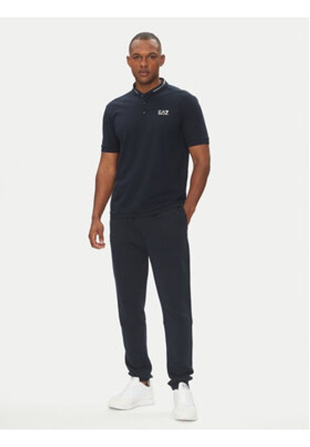 EA7 Emporio Armani Polo 7M000183 AF13511 UB102 Granatowy Regular Fit. Typ kołnierza: polo. Kolor: niebieski. Materiał: bawełna