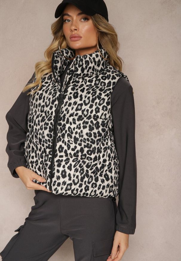 Renee - Szara Kamizelka Pikowana w Panterkę Merinaes. Okazja: na co dzień. Typ kołnierza: golf. Kolor: szary. Wzór: motyw zwierzęcy. Styl: casual, sportowy