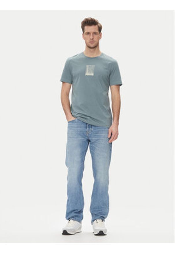 Calvin Klein Jeans T-Shirt Brush Stroke J30J327522 Zielony Regular Fit. Kolor: zielony. Materiał: bawełna