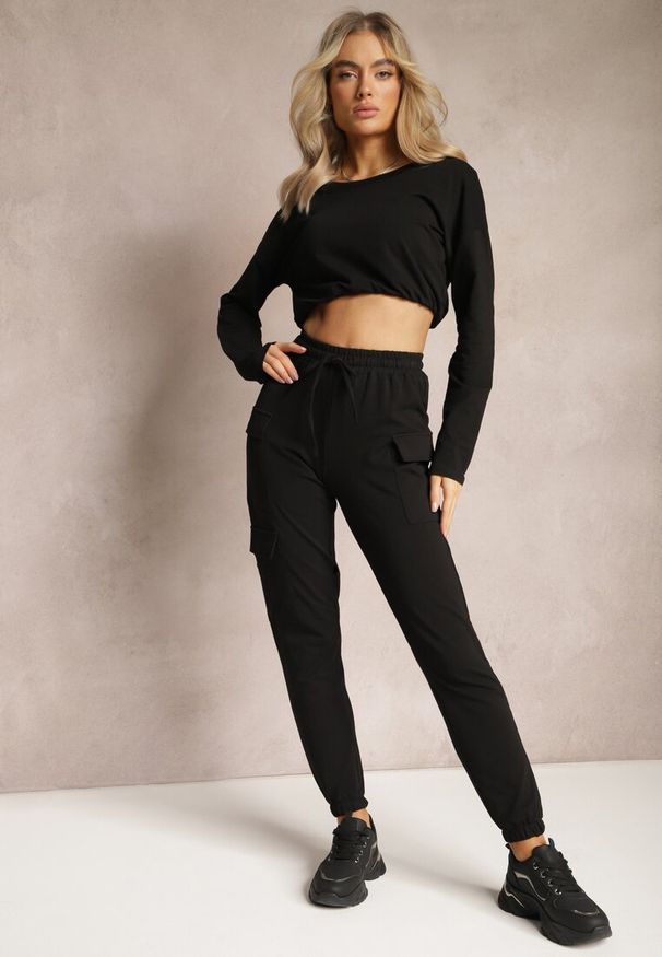 Renee - Czarny Casualowy Komplet Dresowy z Elastyczną Gumką i Ściągaczami Ariaza. Kolor: czarny. Materiał: dresówka