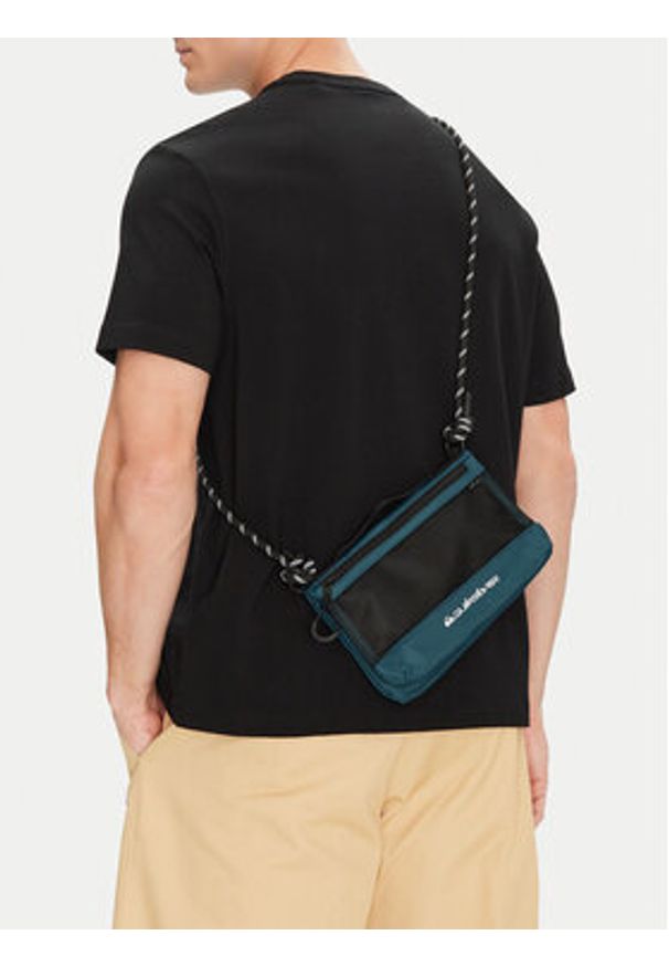 Quiksilver Saszetka QUIC-M-006-07 Niebieski. Kolor: niebieski. Materiał: materiał