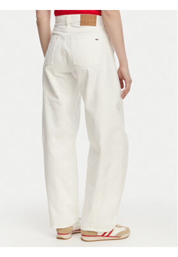 Tommy Jeans Jeansy DW0DW22662 Biały Barrel Fit. Kolor: biały