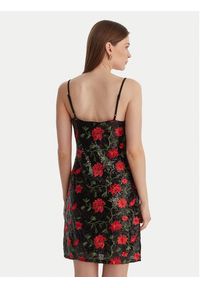 Vero Moda Sukienka koktajlowa Molly 10340993 Czarny Slim Fit. Kolor: czarny. Materiał: syntetyk. Styl: wizytowy #3