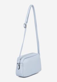 Born2be - Jasnoniebieska Prostokątna Torebka Listonoszka Geverine. Kolor: niebieski. Styl: biznesowy, klasyczny, elegancki, casual