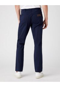 Wrangler - WRANGLER TEXAS SLIM MĘSKIE SPODNIE MATERIAŁOWE NAVY W12SEA114 #4