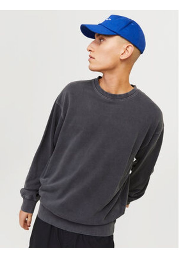 Jack & Jones Bluza Charge 12268273 Szary Loose Fit. Kolor: szary. Materiał: bawełna