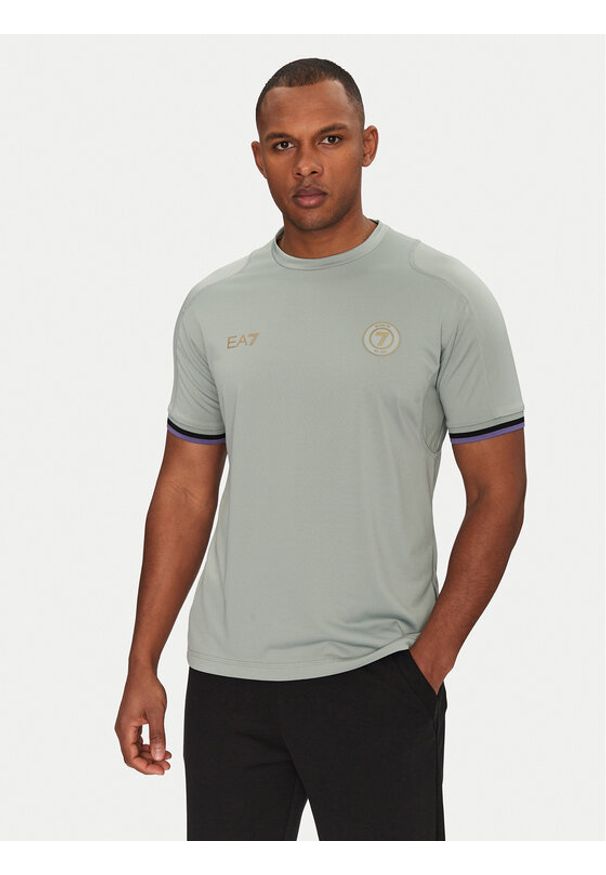 EA7 Emporio Armani Koszulka techniczna 7M000256 AF13537 U9024 Zielony Regular Fit. Kolor: zielony. Materiał: syntetyk
