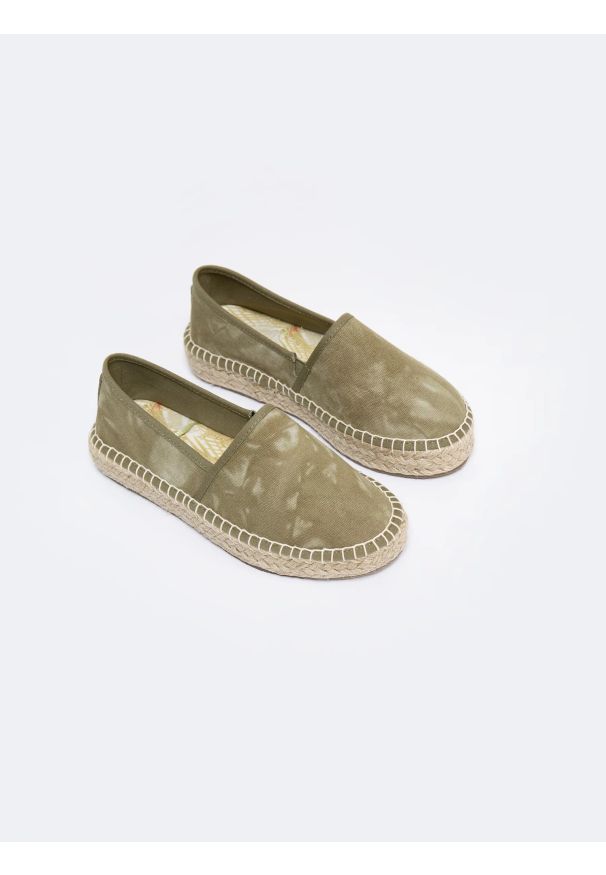Big-Star - Espadryle damskie khaki LL274853 303. Kolor: zielony. Materiał: jeans. Szerokość cholewki: normalna. Sezon: lato. Obcas: na platformie