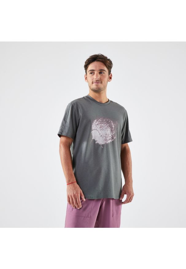 ARTENGO - Koszulka tenisowa męska Artengo Soft. Kolor: fioletowy, wielokolorowy, szary. Materiał: materiał, bawełna, elastan, lyocell. Sport: tenis