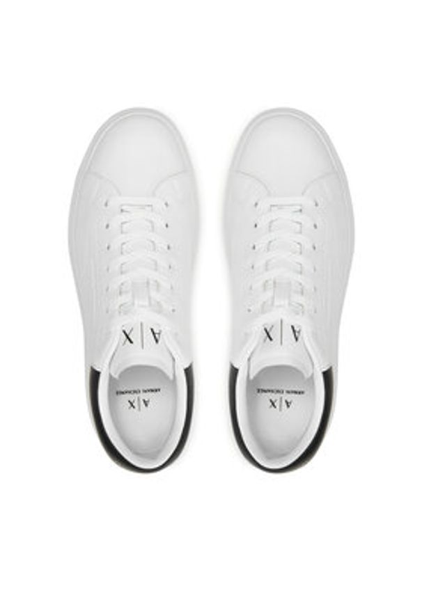 Armani Exchange Sneakersy XUX123 XV534 K488 Biały. Kolor: biały. Materiał: skóra