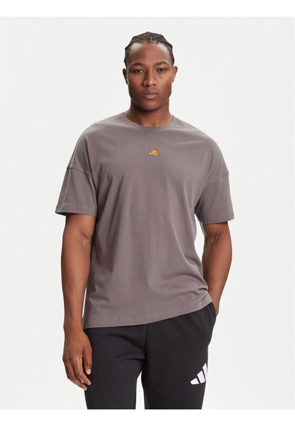 Adidas - adidas T-Shirt Fortnite Graphic JV7965 Szary Loose Fit. Kolor: szary. Materiał: bawełna