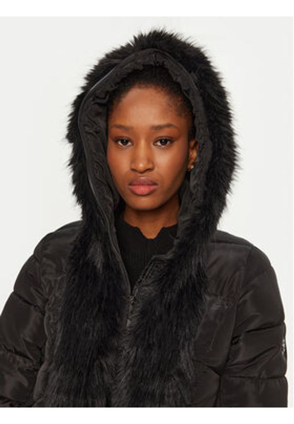 Artigli Kurtka zimowa ACPM000412 Czarny Regular Fit. Kolor: czarny. Materiał: syntetyk. Sezon: zima