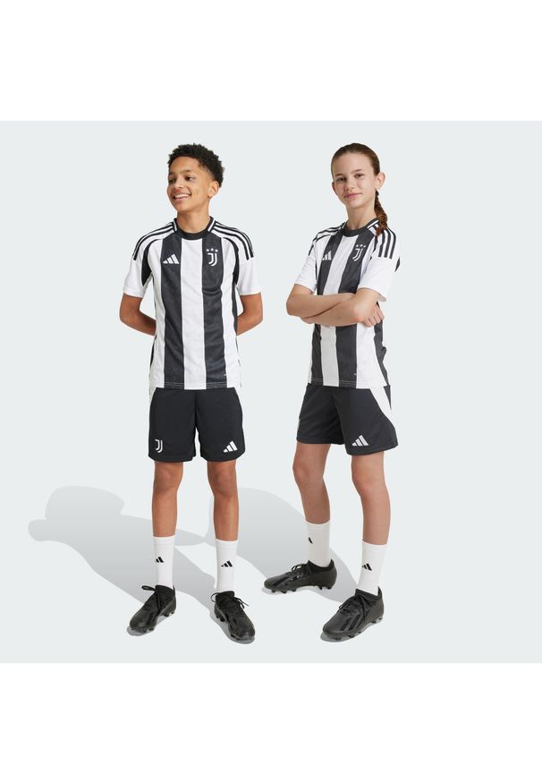 Adidas - Szorty Juventus 24/25 Home Kids. Kolor: wielokolorowy, biały, czarny. Materiał: materiał. Sport: piłka nożna