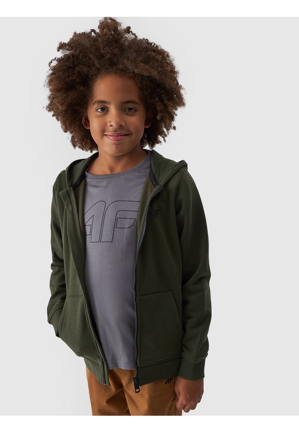 4f - 4F Bluza dresowa rozpinana z kapturem chłopięca - khaki 122 (6-7 lat). Okazja: na co dzień. Typ kołnierza: kaptur. Kolor: oliwkowy, brązowy, wielokolorowy. Materiał: dresówka. Wzór: gładki, ze splotem. Sezon: lato. Styl: sportowy, casual