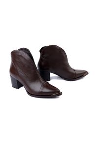 Boccato - BOCCATO 8031 F75 brązowy, botki damskie. Kolor: brązowy. Materiał: skóra. Obcas: na obcasie. Wysokość obcasa: średni