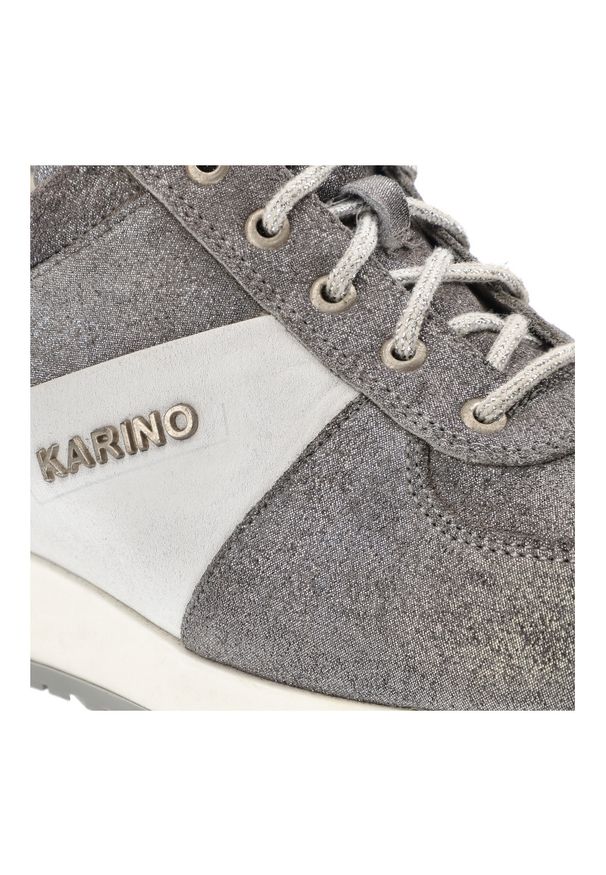 Srebrne Sneakersy Karino Błyszczące Modne Obuwie Damskie. Kolor: srebrny. Materiał: zamsz. Styl: sportowy, elegancki, glamour
