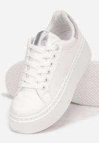 Born2be - Biało-Srebrne Sneakersy na Platformie Rilame. Nosek buta: okrągły. Zapięcie: sznurówki. Kolor: biały. Materiał: materiał. Obcas: na platformie. Wysokość obcasa: niski #2