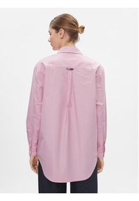 Tommy Jeans Koszula Badge DW0DW13804 Różowy Boyfriend Fit. Kolor: różowy. Materiał: bawełna
