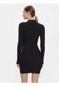 Tommy Jeans Sukienka dzianinowa Tjw Badge Zip Sweater Dress DW0DW17525 Czarny Slim Fit. Kolor: czarny. Materiał: syntetyk