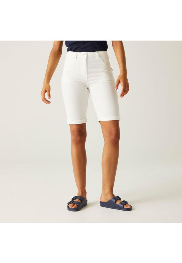 Regatta - Damskie szorty Erdre. Kolor: biały. Materiał: bawełna. Sport: turystyka piesza