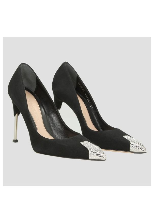 Alexander McQueen - ALEXANDER MCQUEEN Czarne damskie szpilki zamszowe, Rozmiar 37. Nosek buta: okrągły. Kolor: czarny. Materiał: zamsz. Wzór: aplikacja. Obcas: na szpilce. Wysokość obcasa: średni
