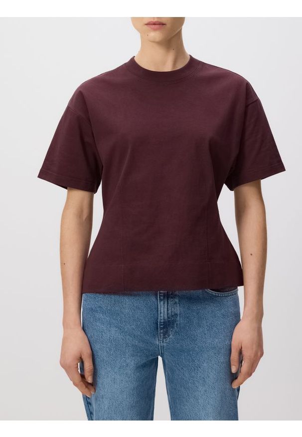 Reserved - Taliowany t-shirt - ciemnobrązowy. Kolor: brązowy. Materiał: dzianina, bawełna