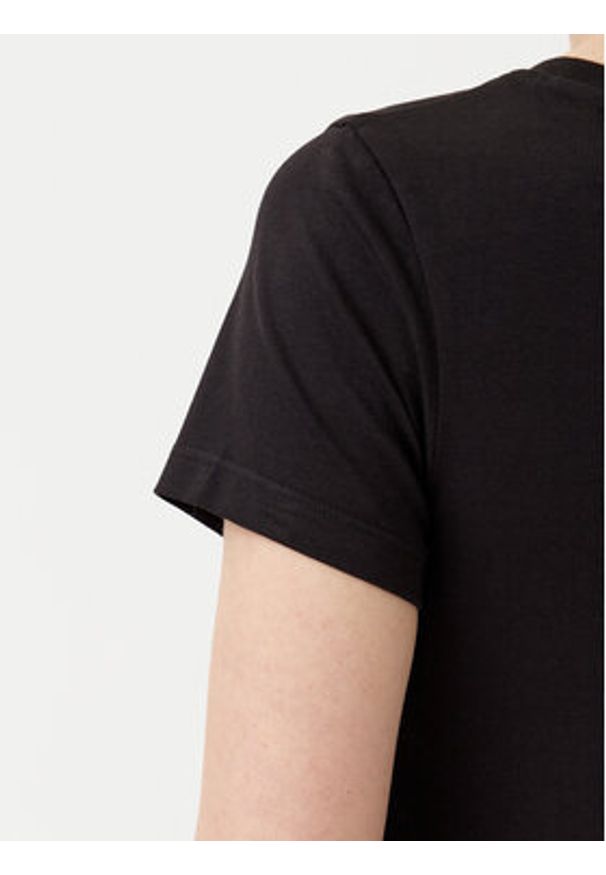 Calvin Klein Jeans T-Shirt Rood J20J213716 Czarny Regular Fit. Kolor: czarny. Materiał: bawełna
