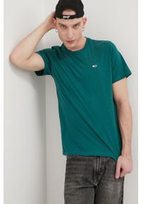 Tommy Jeans T-shirt bawełniany kolor zielony gładki. Okazja: na co dzień. Kolor: zielony. Materiał: bawełna. Wzór: gładki. Styl: casual