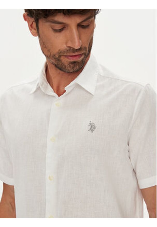 U.S. Polo Assn. Koszula MUP3254 Biały Regular Fit. Typ kołnierza: polo. Kolor: biały. Materiał: bawełna
