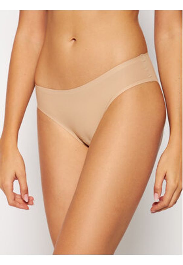 Chantelle Figi klasyczne Soft Stretch C26430 Beżowy. Kolor: beżowy. Materiał: syntetyk